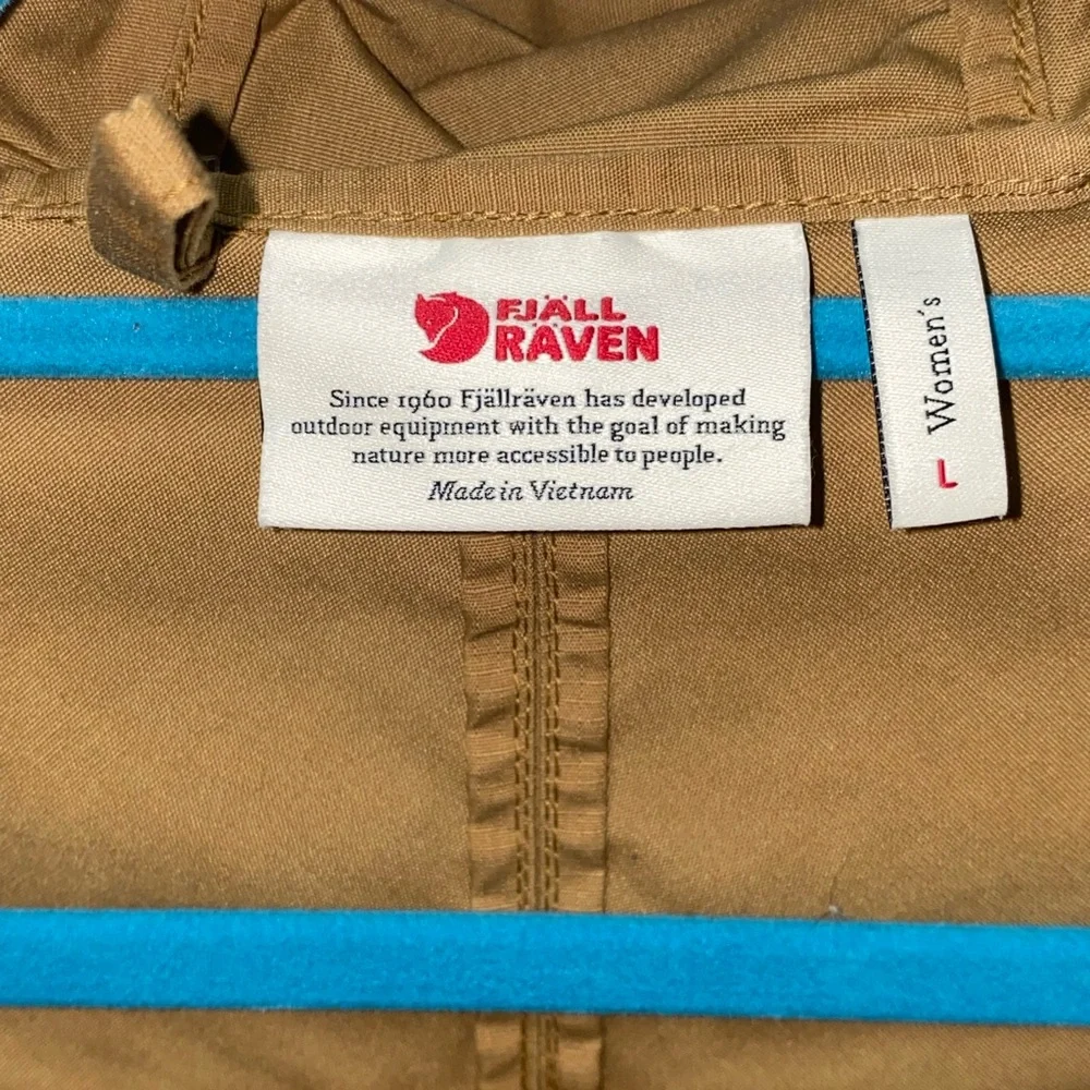 Fjallraven Women's Tan Lightweight Jacket - Picture 3 of 6